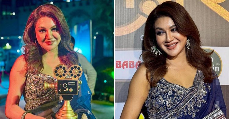 কলকাতায় সেরা অভিনেত্রীর সম্মাননা পেলেন জয়া